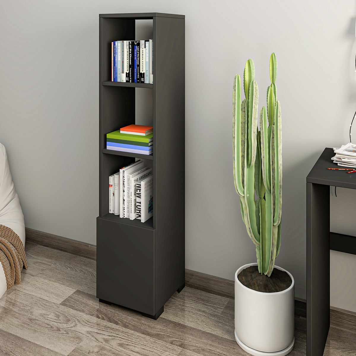 Kuzey Bücherregal